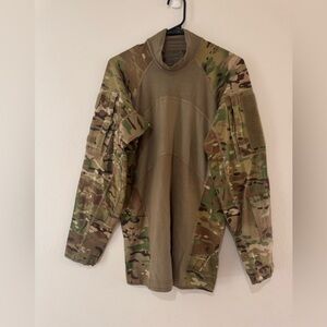 Massif Combat Shirt Camouflage Long Sleeve Tactical‎ Shirt Men’s Sz M